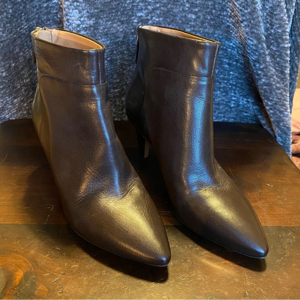 Nine West brown leather 3 inch heel zip ankle boot point toe size 9 M